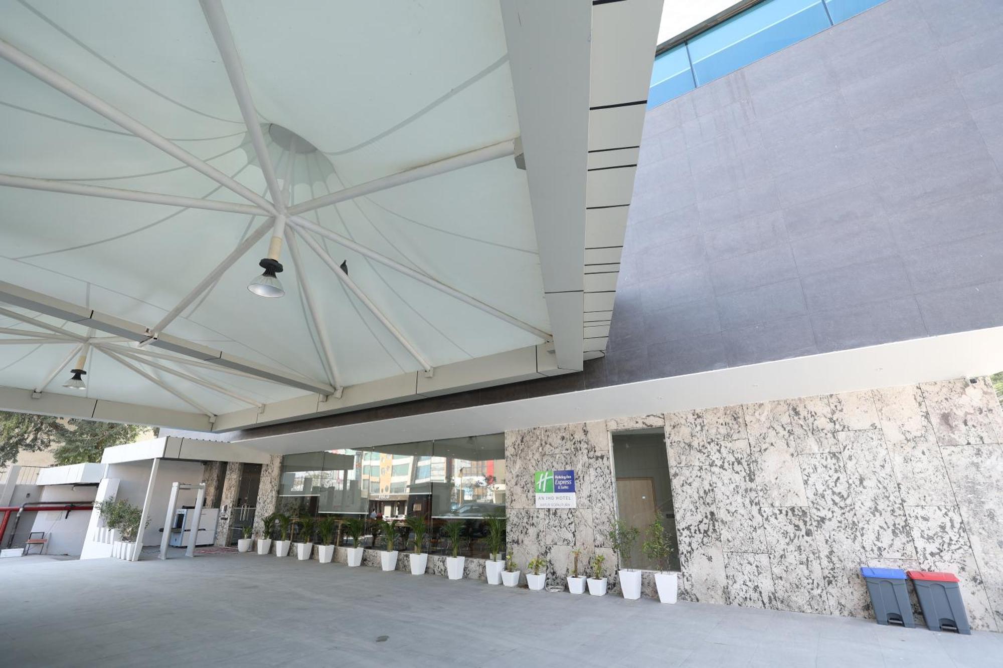 Holiday Inn Express & Suites Jaipur Gopalpura Exterior foto
